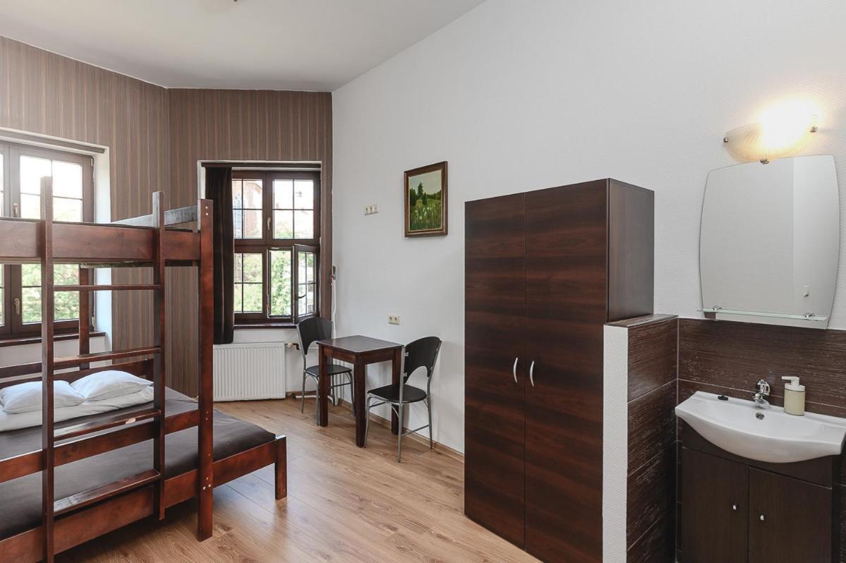 Moho E Hostel Вроцлав Екстер'єр фото